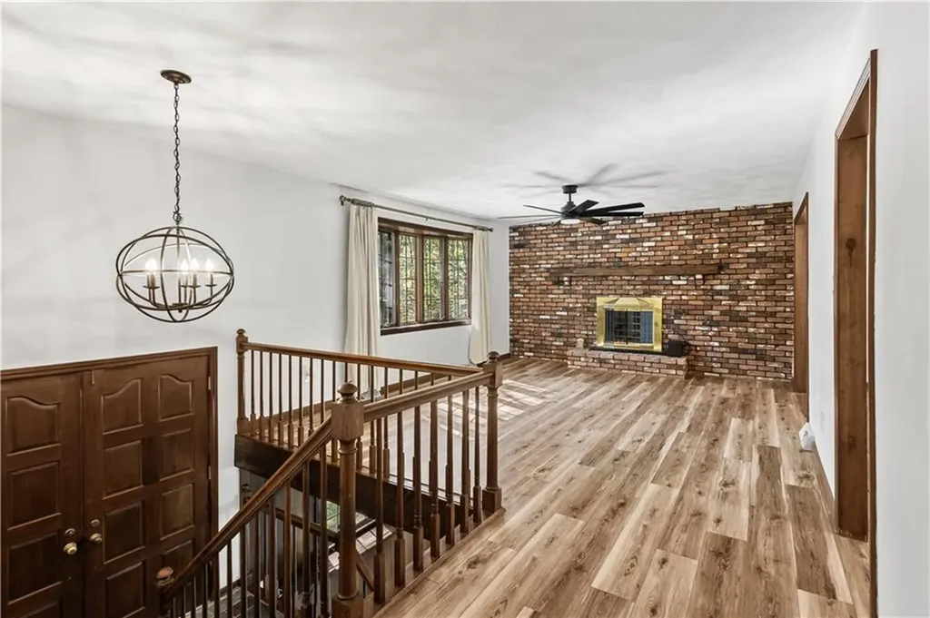 886 Weaver Hill Road Coventry RI 02816