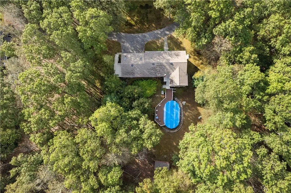 886 Weaver Hill Road Coventry RI 02816
