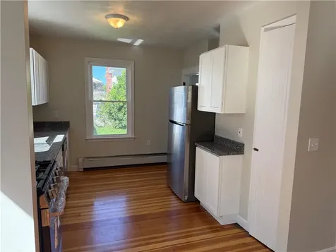 661 N Broadway Way East Providence RI 02914