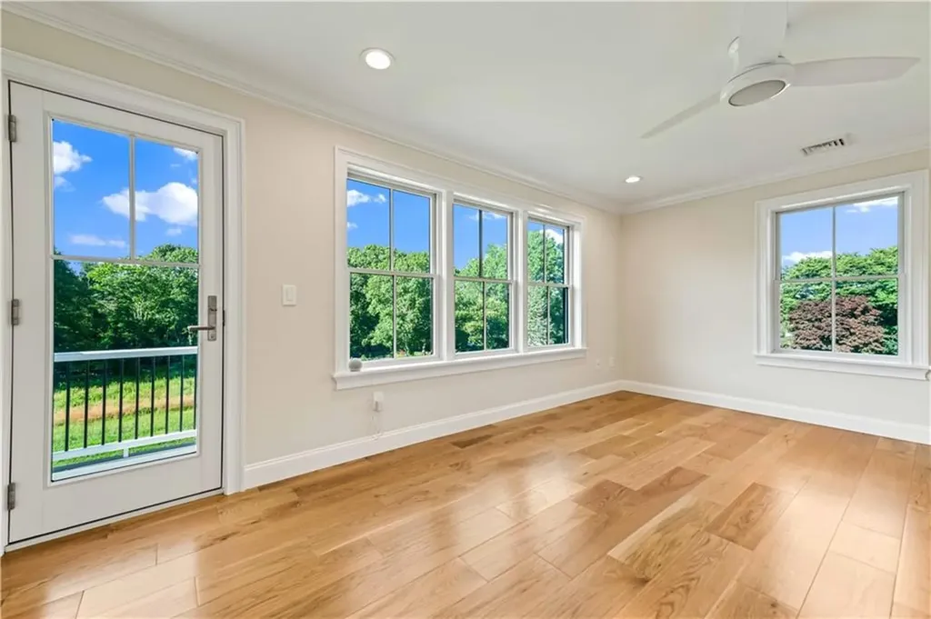 416 B Bridgetown Road South Kingstown RI 02874
