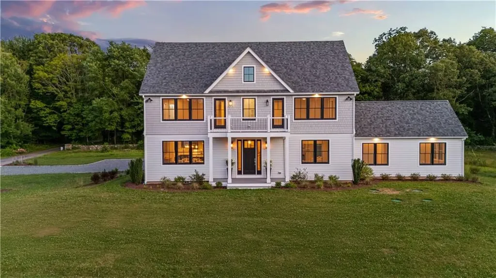 416 Bridgetown Road South Kingstown RI 02874