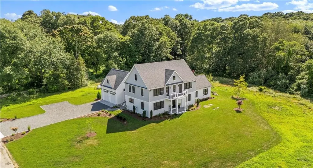 416 Bridgetown Road South Kingstown RI 02874