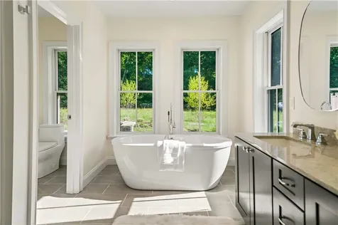 416 Bridgetown Road South Kingstown RI 02874