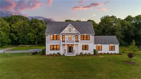 416 B Bridgetown Road South Kingstown RI 02874
