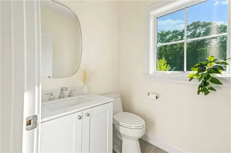 416 Bridgetown Road South Kingstown RI 02874