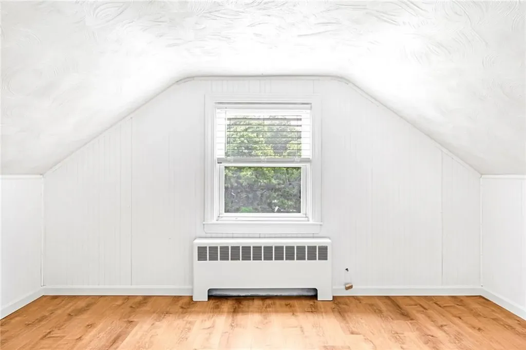 33 Upland Way Barrington RI 02806