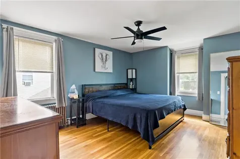 114 Maple Avenue Middletown RI 02842