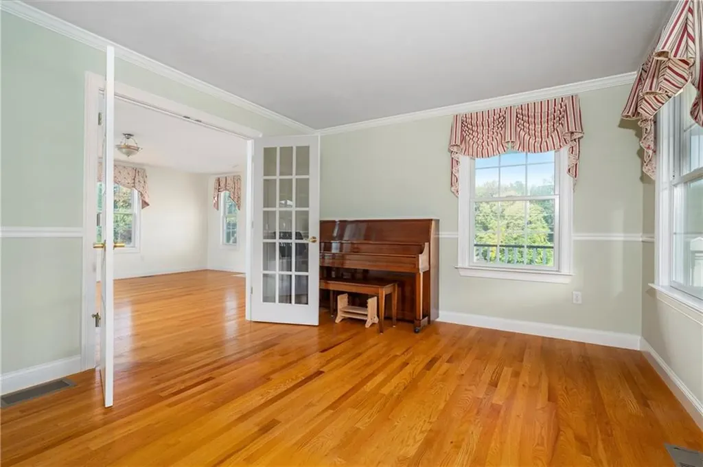 6 Brill Lane Cumberland RI 02864