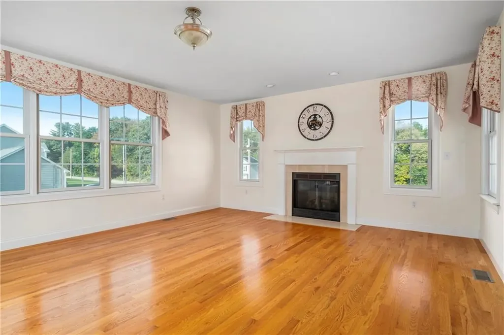 6 Brill Lane Cumberland RI 02864