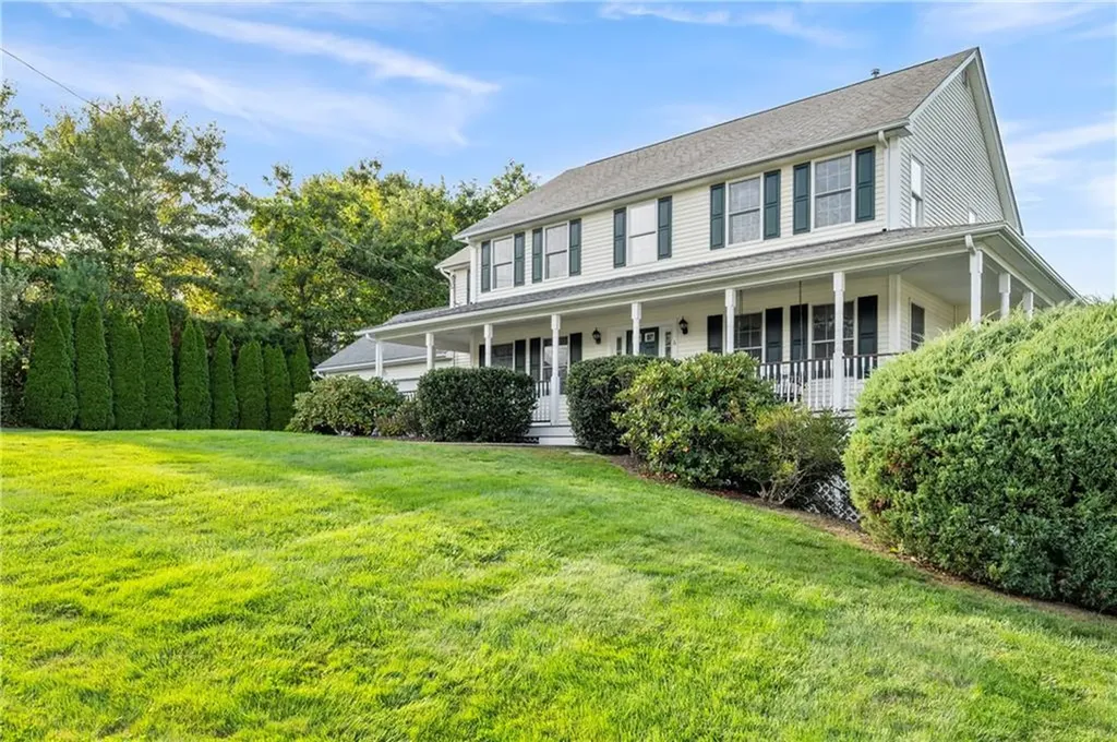 6 Brill Lane Cumberland RI 02864