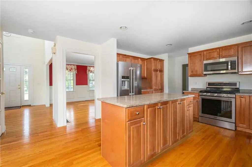 6 Brill Lane Cumberland RI 02864