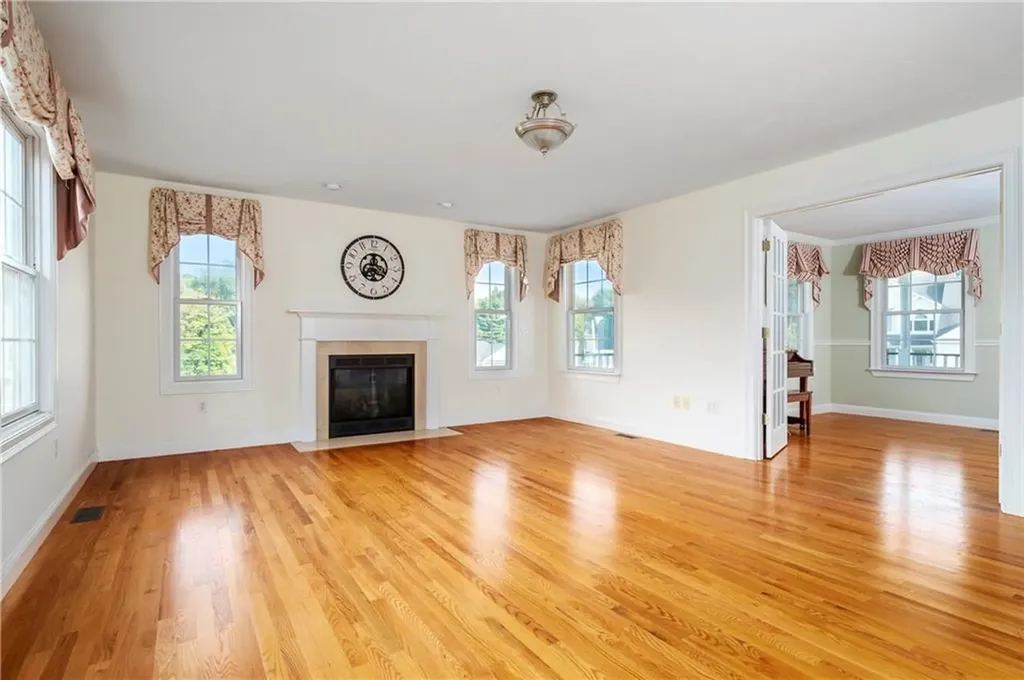 6 Brill Lane Cumberland RI 02864