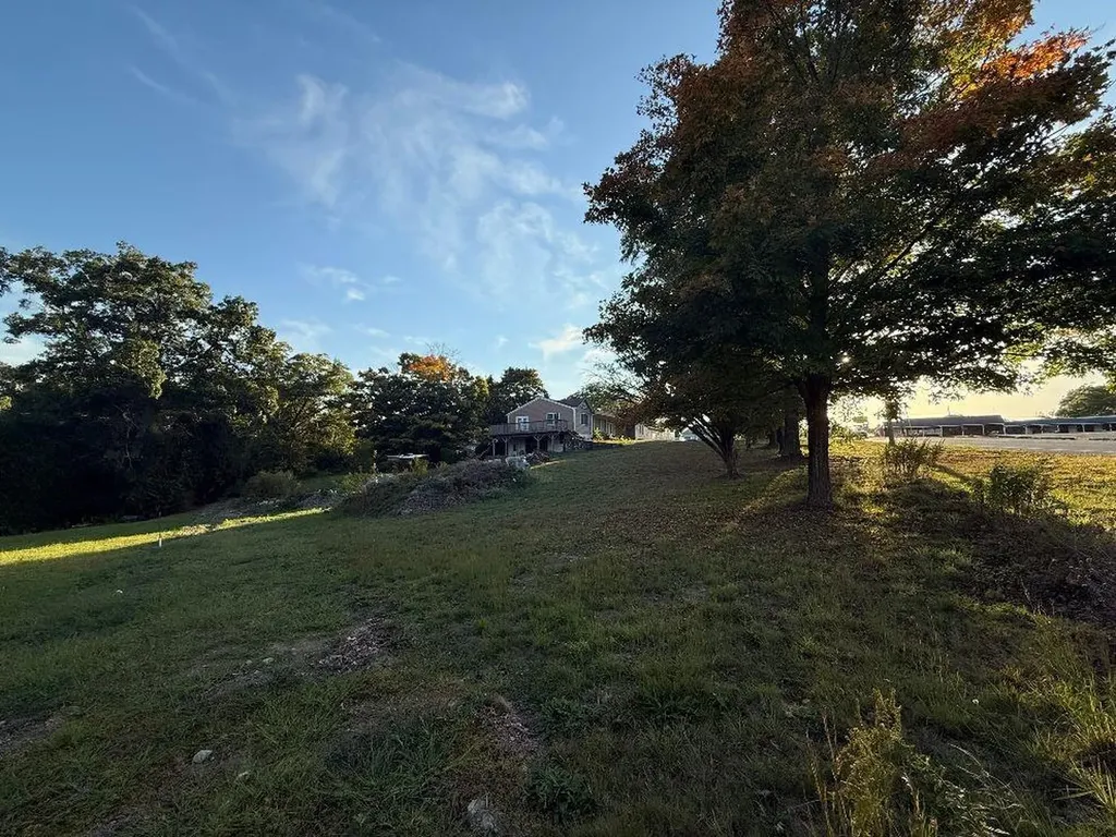 8 Campion Avenue Tiverton RI 02878