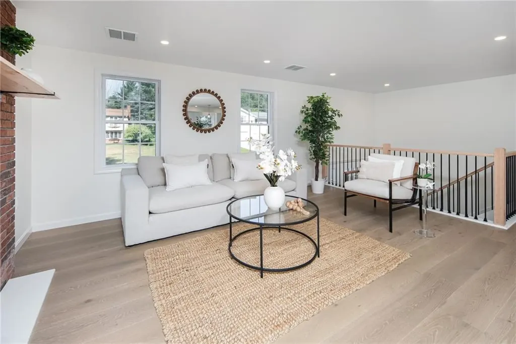 35 Hines Farm Road Cranston RI 02921