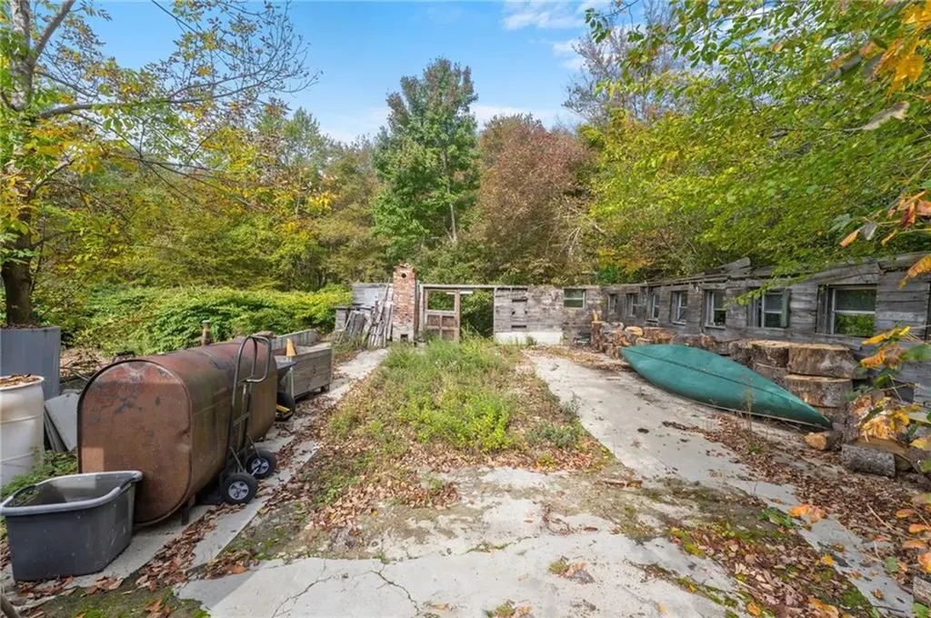 201 Plainfield Pike Foster RI 02825