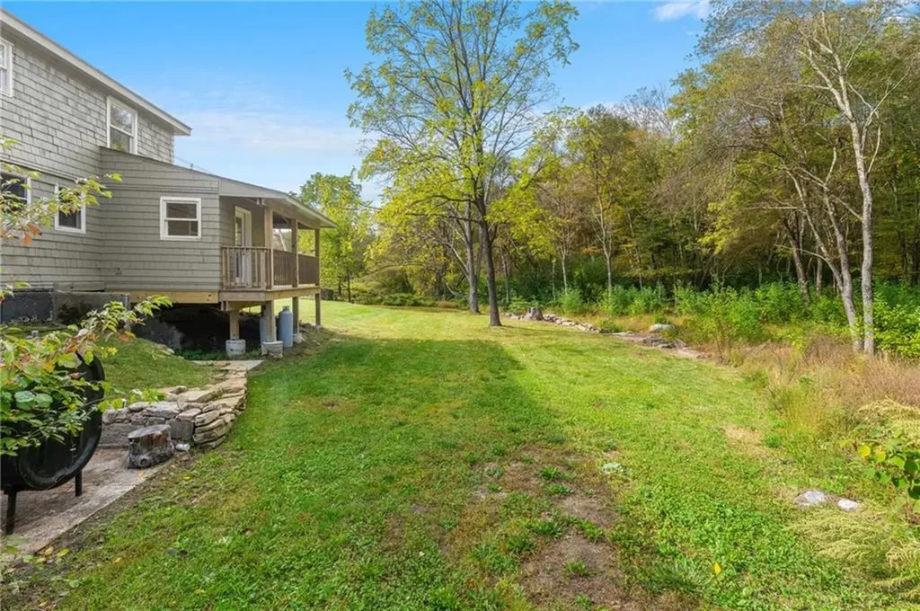 201 Plainfield Pike Foster RI 02825