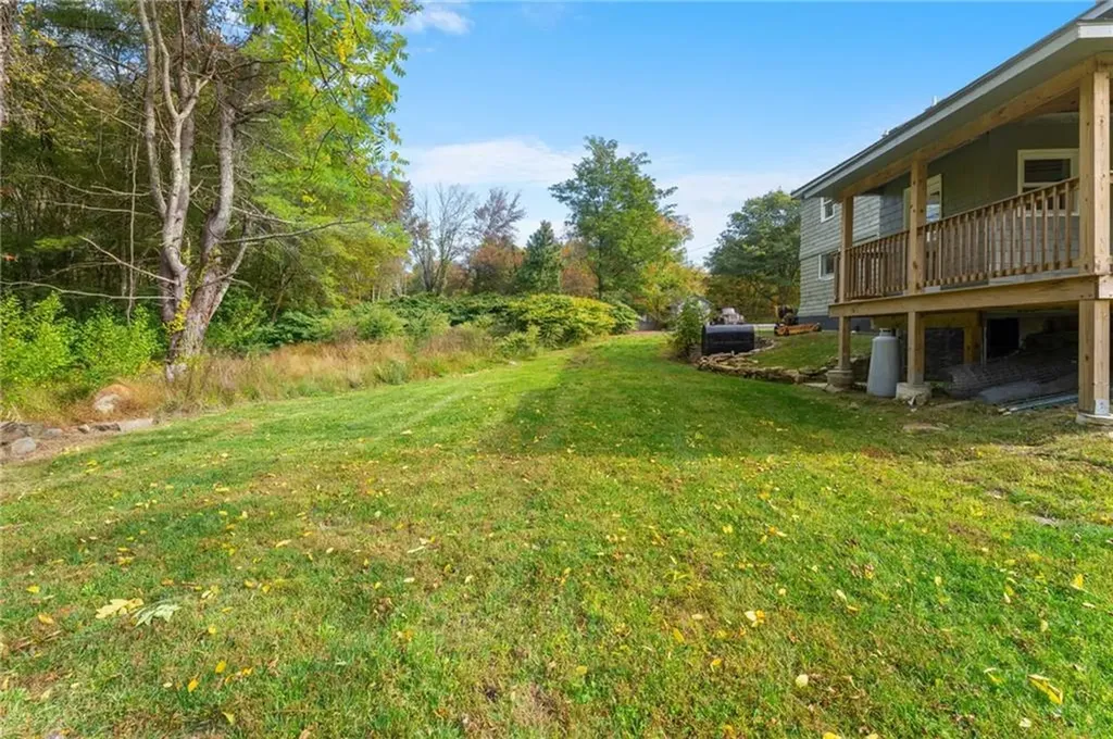 201 Plainfield Pike Foster RI 02825