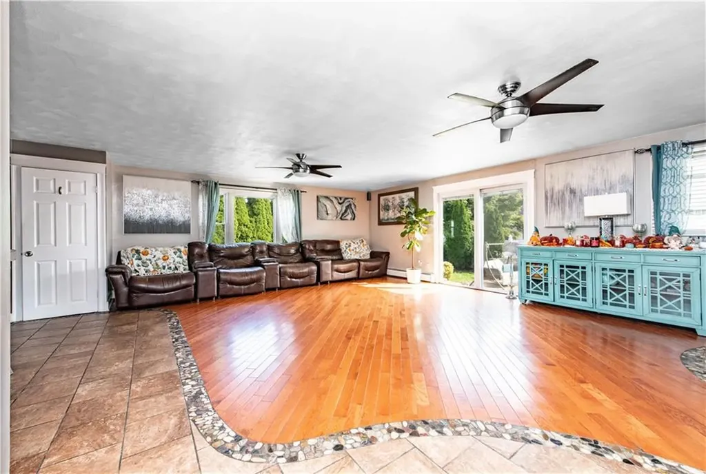409 Metacom Avenue Bristol RI 02809