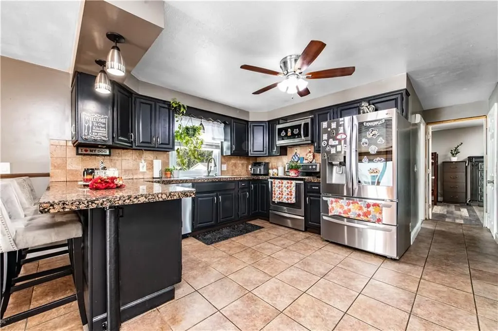 409 Metacom Avenue Bristol RI 02809