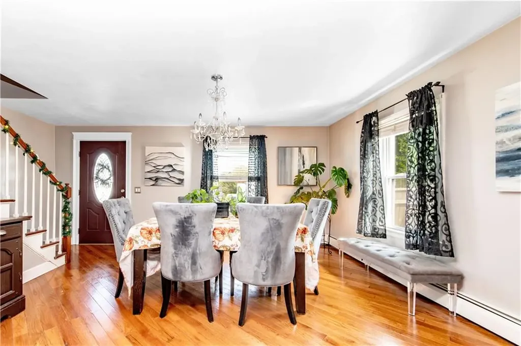 409 Metacom Avenue Bristol RI 02809