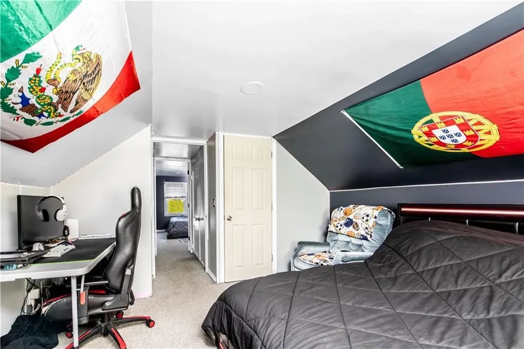 409 Metacom Avenue Bristol RI 02809
