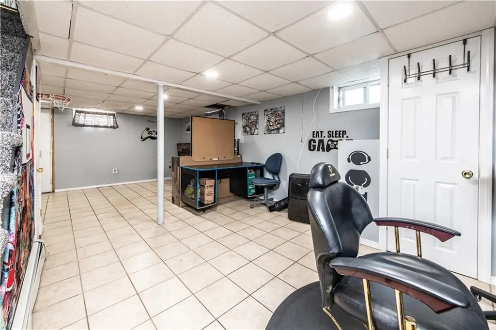 409 Metacom Avenue Bristol RI 02809