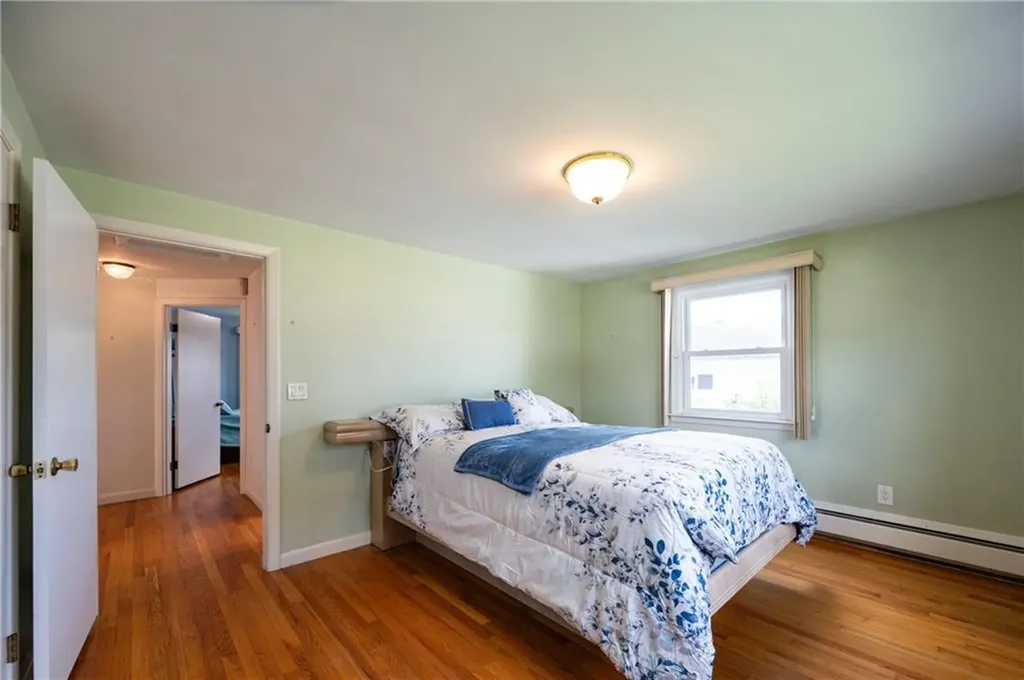 122 Belvedere Drive Cranston RI 02920