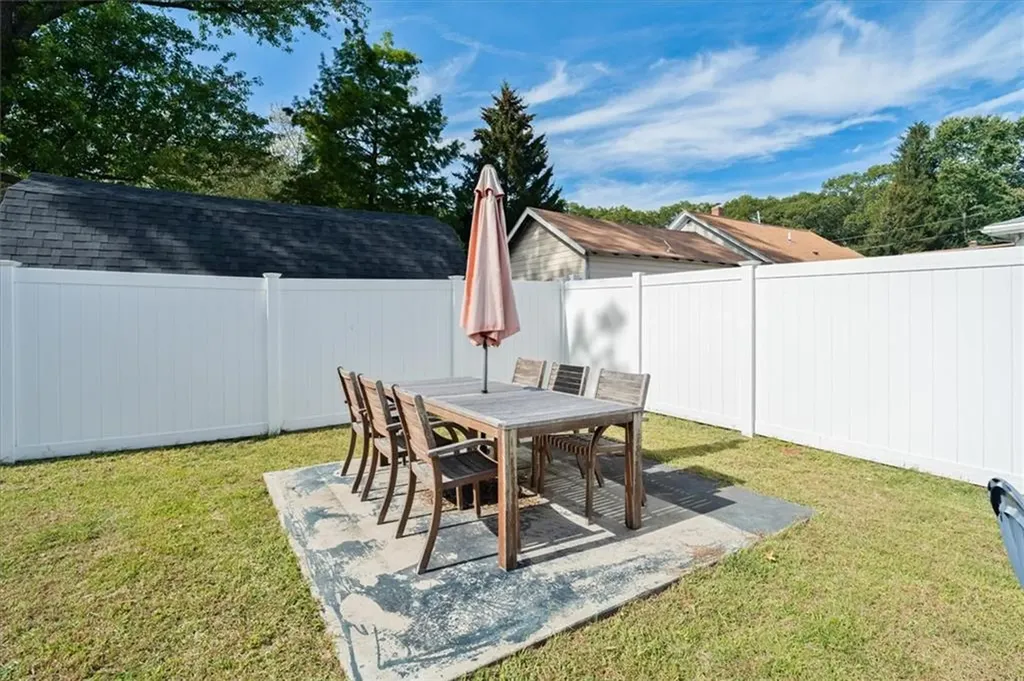 7 Williams Street Lincoln RI 02865