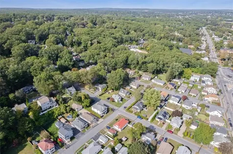 7 Williams Street Lincoln RI 02865