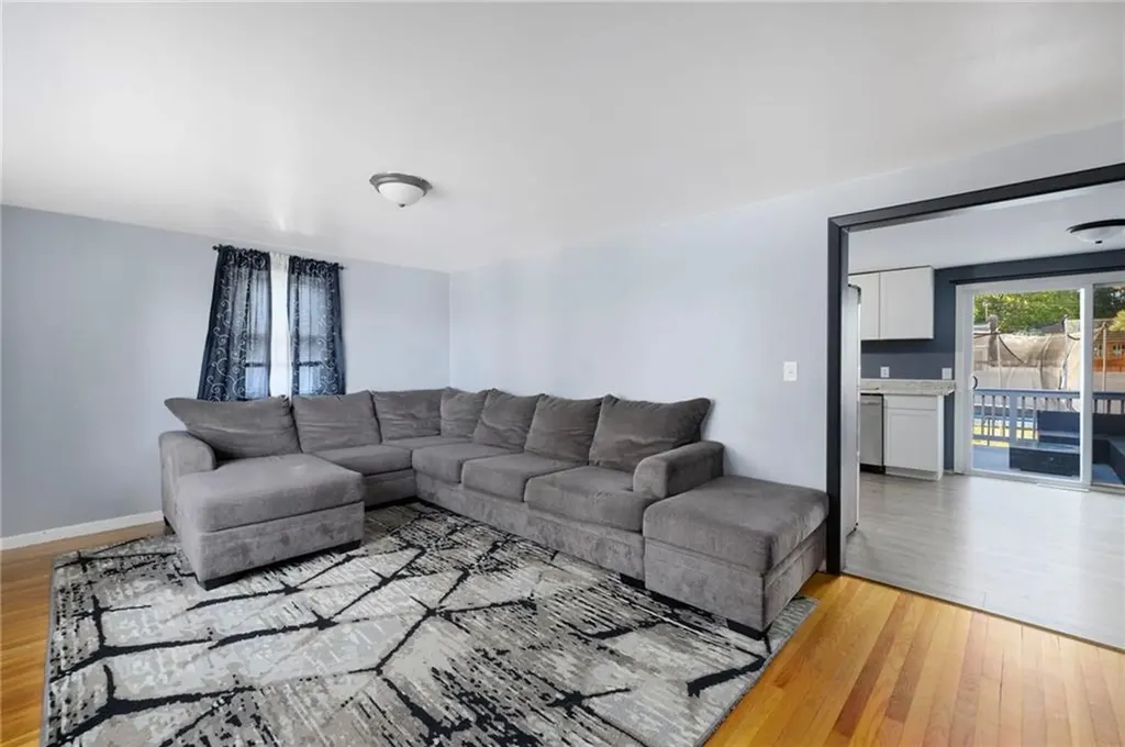 74 Stephens Avenue Warwick RI 02886