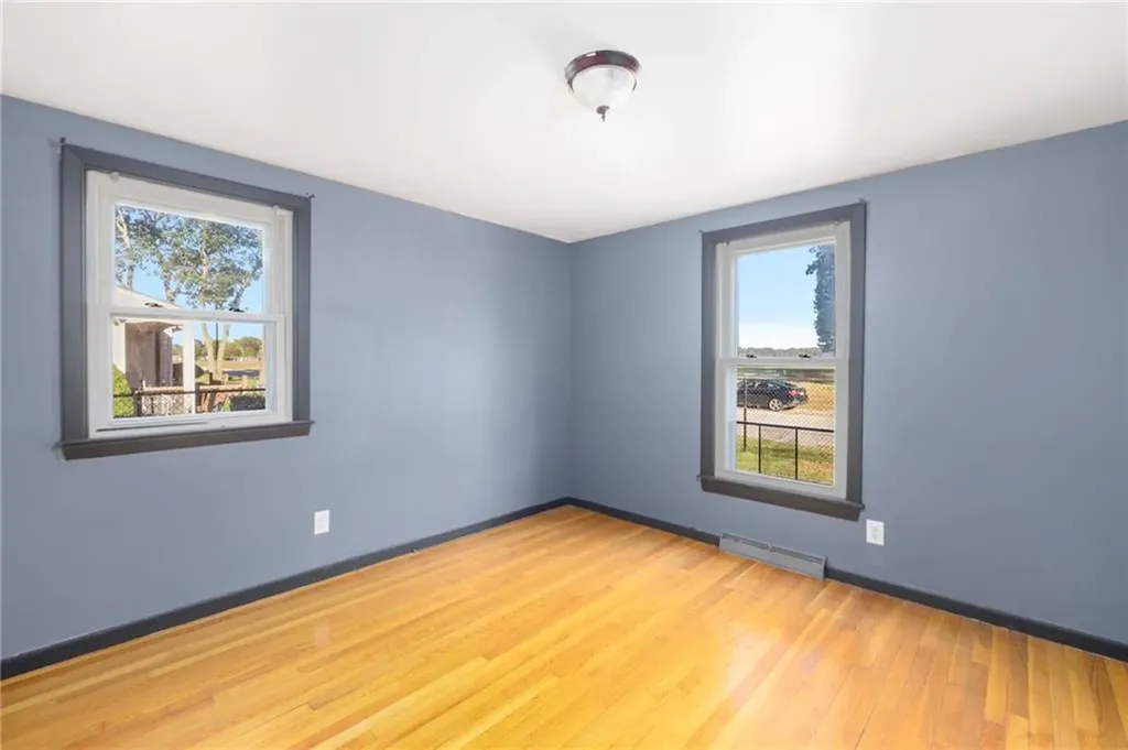 74 Stephens Avenue Warwick RI 02886