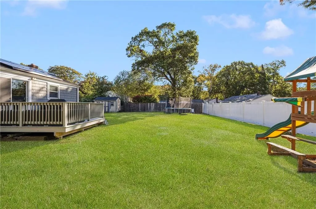 74 Stephens Avenue Warwick RI 02886