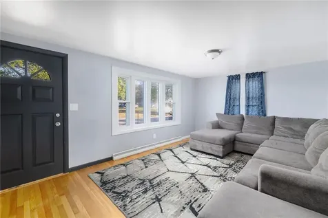 74 Stephens Avenue Warwick RI 02886