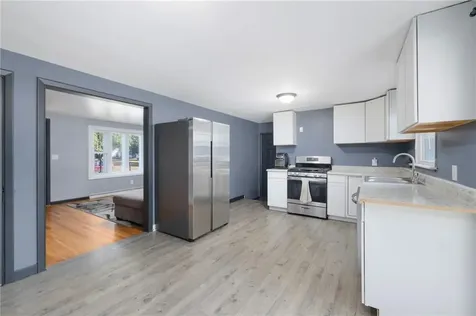 74 Stephens Avenue Warwick RI 02886