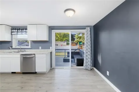 74 Stephens Avenue Warwick RI 02886