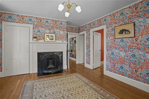 44 Church Street Bristol RI 02809