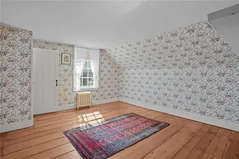 44 Church Street Bristol RI 02809