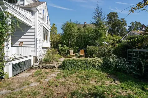 44 Church Street Bristol RI 02809