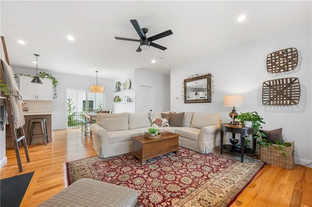 6 Boiling Spring Avenue Westerly RI 02891