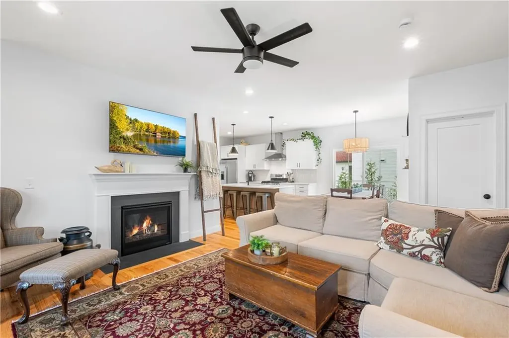 6 Boiling Spring Avenue Westerly RI 02891