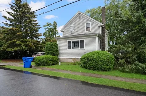 25 Read Street East Providence RI 02915