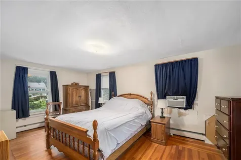 25 Read Street East Providence RI 02915