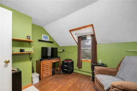 25 Read Street East Providence RI 02915