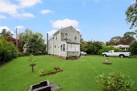 25 Read Street East Providence RI 02915