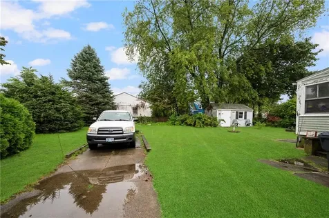 25 Read Street East Providence RI 02915