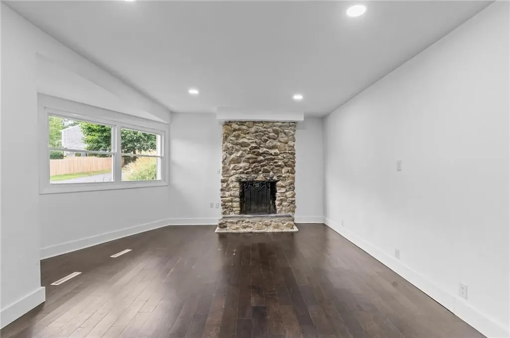 5 Gano Avenue Johnston RI 02919