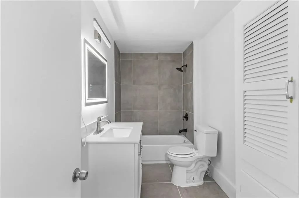 5 Gano Avenue Johnston RI 02919