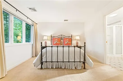 60 Pheasant Drive East Greenwich RI 02818