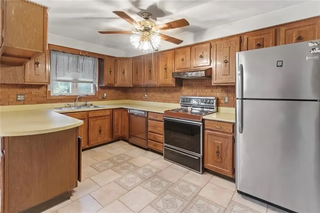 73 Grandview Drive Cumberland RI 02864