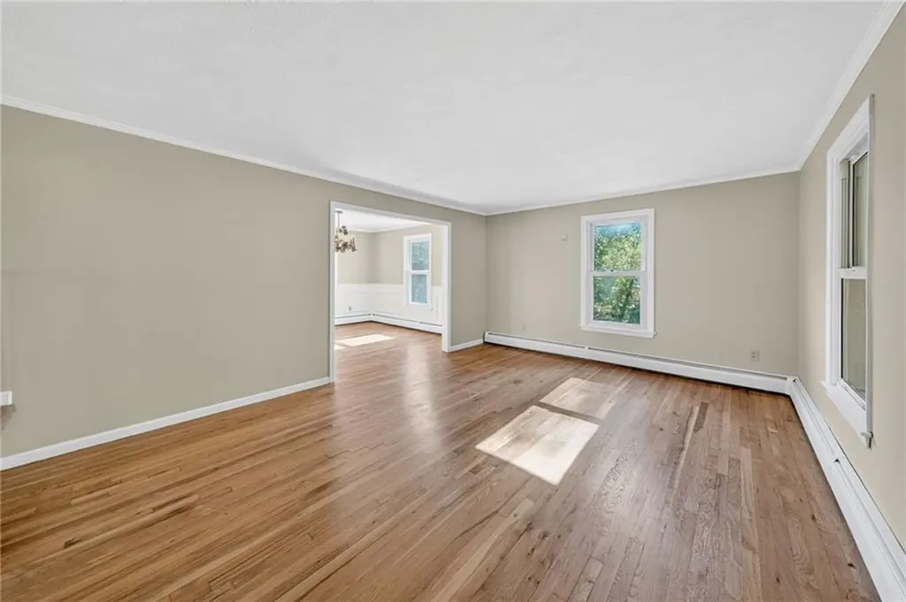 1 Elizabeth Ann Drive Johnston RI 02919